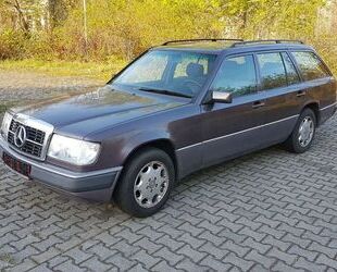 Mercedes-Benz 220 Gebrauchtwagen