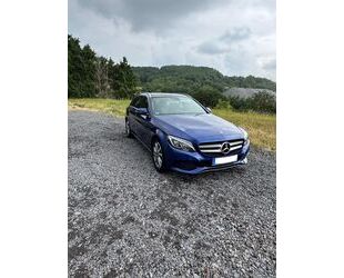 Mercedes-Benz 220 Gebrauchtwagen