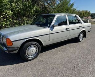 Mercedes-Benz E 230 Gebrauchtwagen