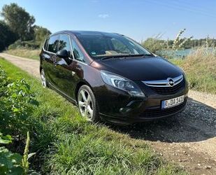 Opel Zafira Tourer Gebrauchtwagen
