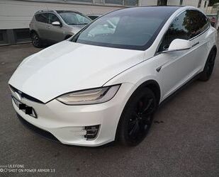 Tesla Model X Gebrauchtwagen
