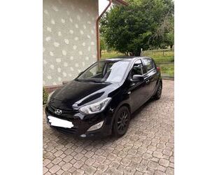Renault i20 