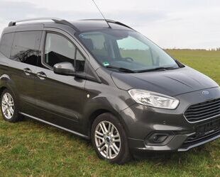Ford Tourneo Courier Gebrauchtwagen