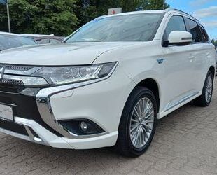 Mitsubishi Plug-in Hybrid Outlander Gebrauchtwagen