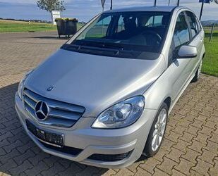Mercedes-Benz B 180 Gebrauchtwagen