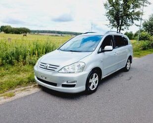 Toyota Avensis Verso Gebrauchtwagen