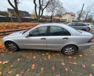 Mercedes-Benz 200 Gebrauchtwagen