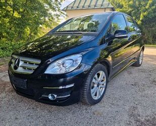 Mercedes-Benz B 180 Gebrauchtwagen