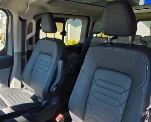 Ford Tourneo Custom Gebrauchtwagen