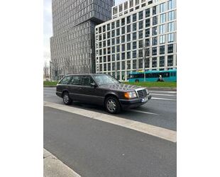 Mercedes-Benz E 300 Gebrauchtwagen