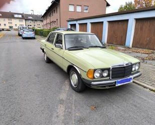 Mercedes-Benz 240 Gebrauchtwagen