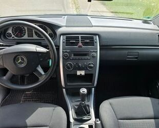 Mercedes-Benz B 180 Gebrauchtwagen