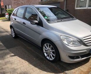Mercedes-Benz B 180 Gebrauchtwagen