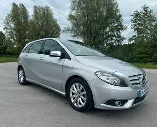 Mercedes-Benz B 180 Gebrauchtwagen