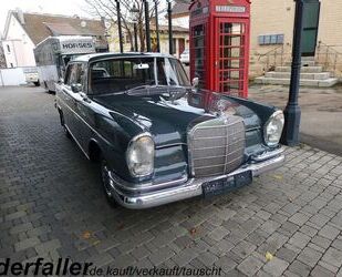 Mercedes-Benz 220 Gebrauchtwagen