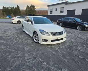 Toyota Crown Gebrauchtwagen
