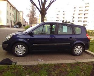Renault Grand Scenic Gebrauchtwagen