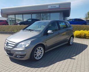 Mercedes-Benz B 180 Gebrauchtwagen