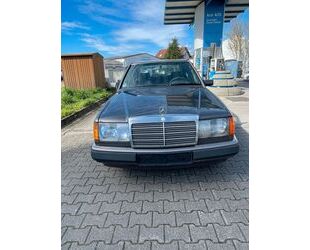 Mercedes-Benz E 200 Gebrauchtwagen