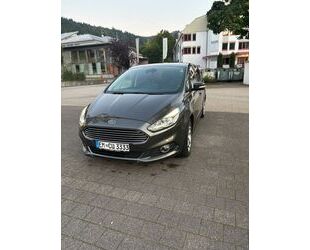 Ford S-Max Gebrauchtwagen