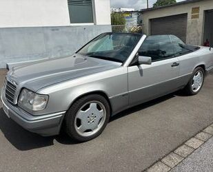 Mercedes-Benz 220 Gebrauchtwagen