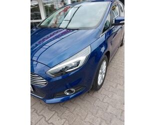 Ford S-Max Gebrauchtwagen