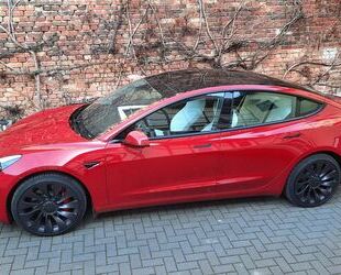 Tesla Model 3 Gebrauchtwagen