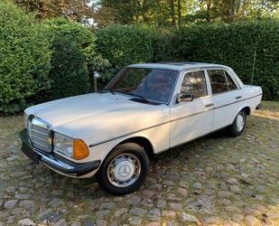 Mercedes-Benz 240 Gebrauchtwagen