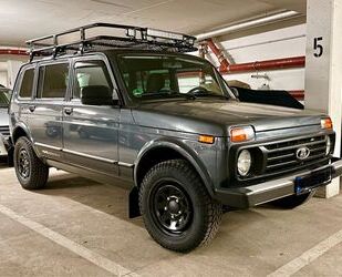 Lada Niva Gebrauchtwagen
