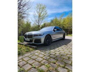 BMW BMW 745e *M-Paket*Masage*Gestik*360° Gebrauchtwagen
