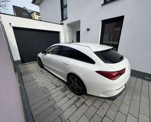 Mercedes-Benz CLA 200 Shooting Brake Gebrauchtwagen