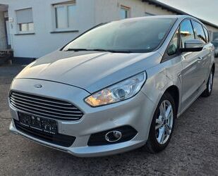 Ford S-Max Gebrauchtwagen
