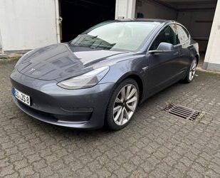 Tesla Model 3 Gebrauchtwagen