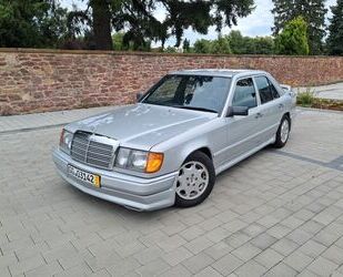 Mercedes-Benz 220 Gebrauchtwagen