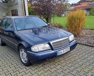 Mercedes-Benz 220 Gebrauchtwagen