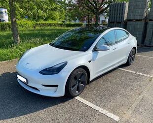 Tesla Model 3 Gebrauchtwagen