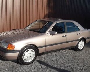 Mercedes-Benz C 180 Gebrauchtwagen