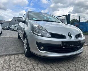 Mitsubishi Clio 