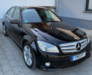 Mercedes-Benz 220 Gebrauchtwagen