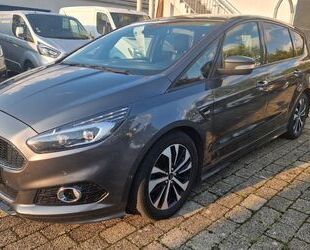 Ford S-Max Gebrauchtwagen