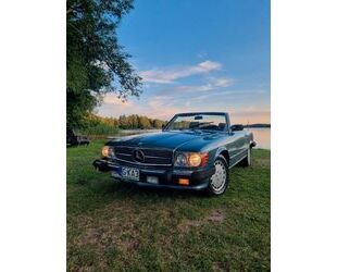 Mercedes-Benz SL 560 