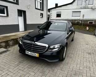 Mercedes-Benz E 220 Gebrauchtwagen