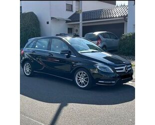 Mercedes-Benz B 180 Gebrauchtwagen