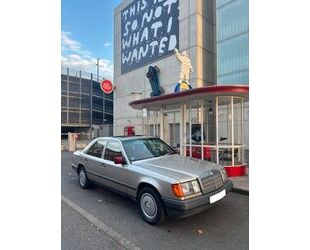 Mercedes-Benz E 230 Gebrauchtwagen