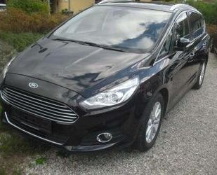 Ford S-Max Gebrauchtwagen