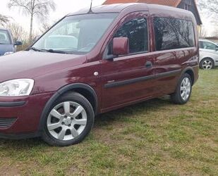 Mitsubishi Combo 