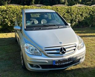 Mercedes-Benz B 180 Gebrauchtwagen