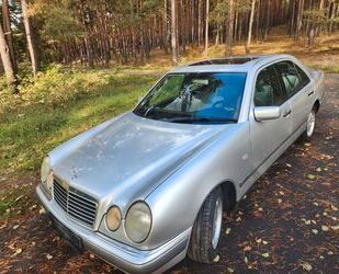 Mercedes-Benz E 230 Gebrauchtwagen