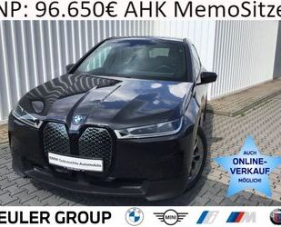 BMW BMW iX 40 NP: 96.650€ AHK MemoSitze Soft ParkAss+ Gebrauchtwagen