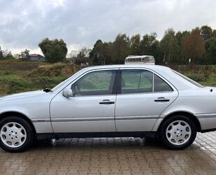 Mercedes-Benz C 180 Gebrauchtwagen